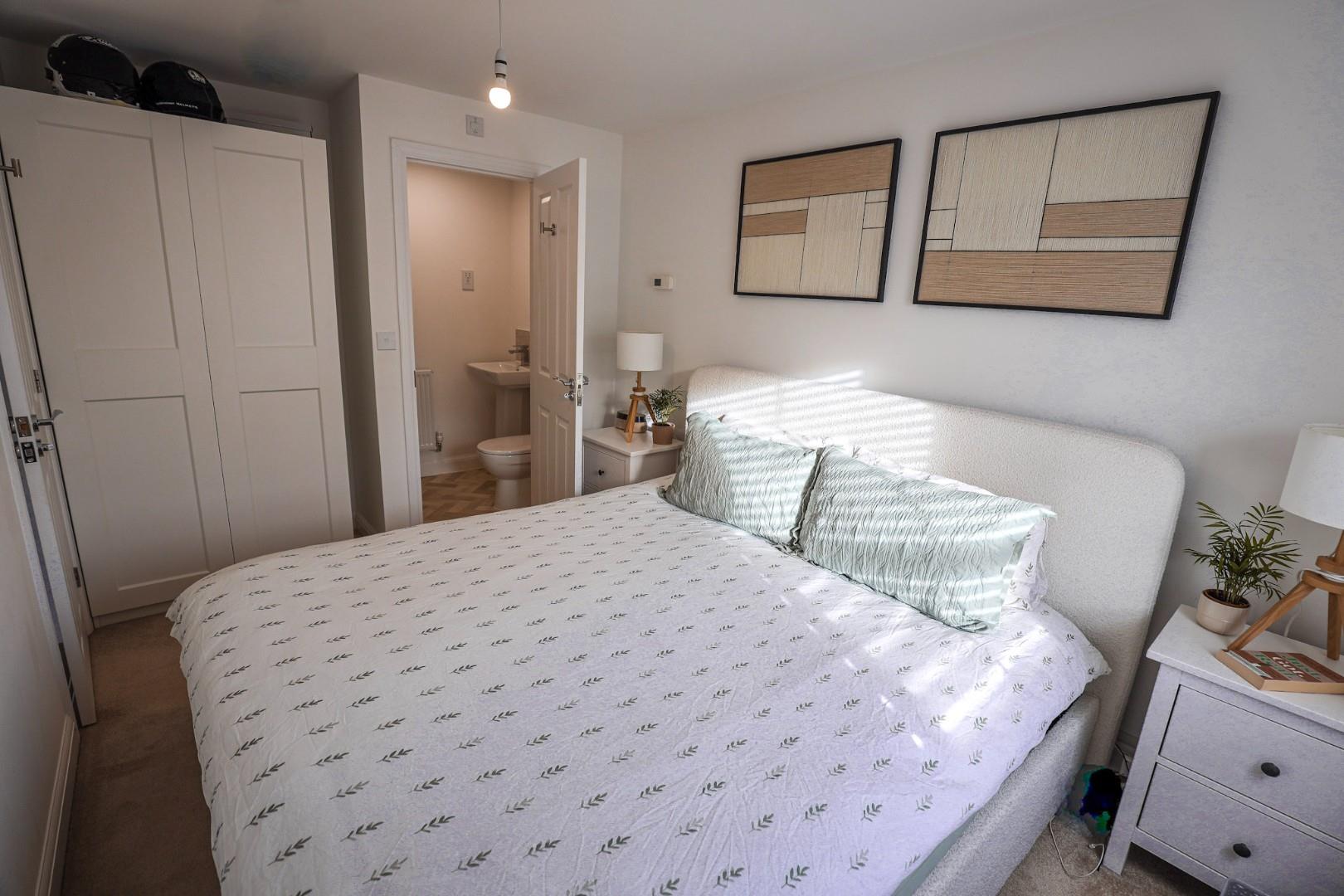 105 Ffordd Y Spitfire, St Athan, Vale of Glamorgan, CF62 4HN